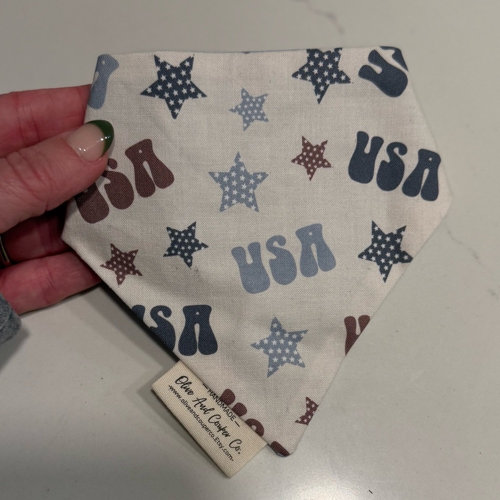 Oliveandcouperco_ USA Stars Dog Bandana-Small